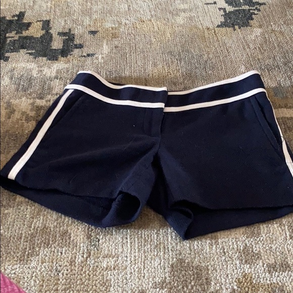 Navy and white shorts! Ann Taylor petites. - Picture 2 of 5